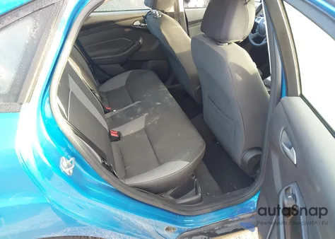 2014 Ford Focus Se z USA, uszkodzony, nr VIN 1FADP3F28EL429521